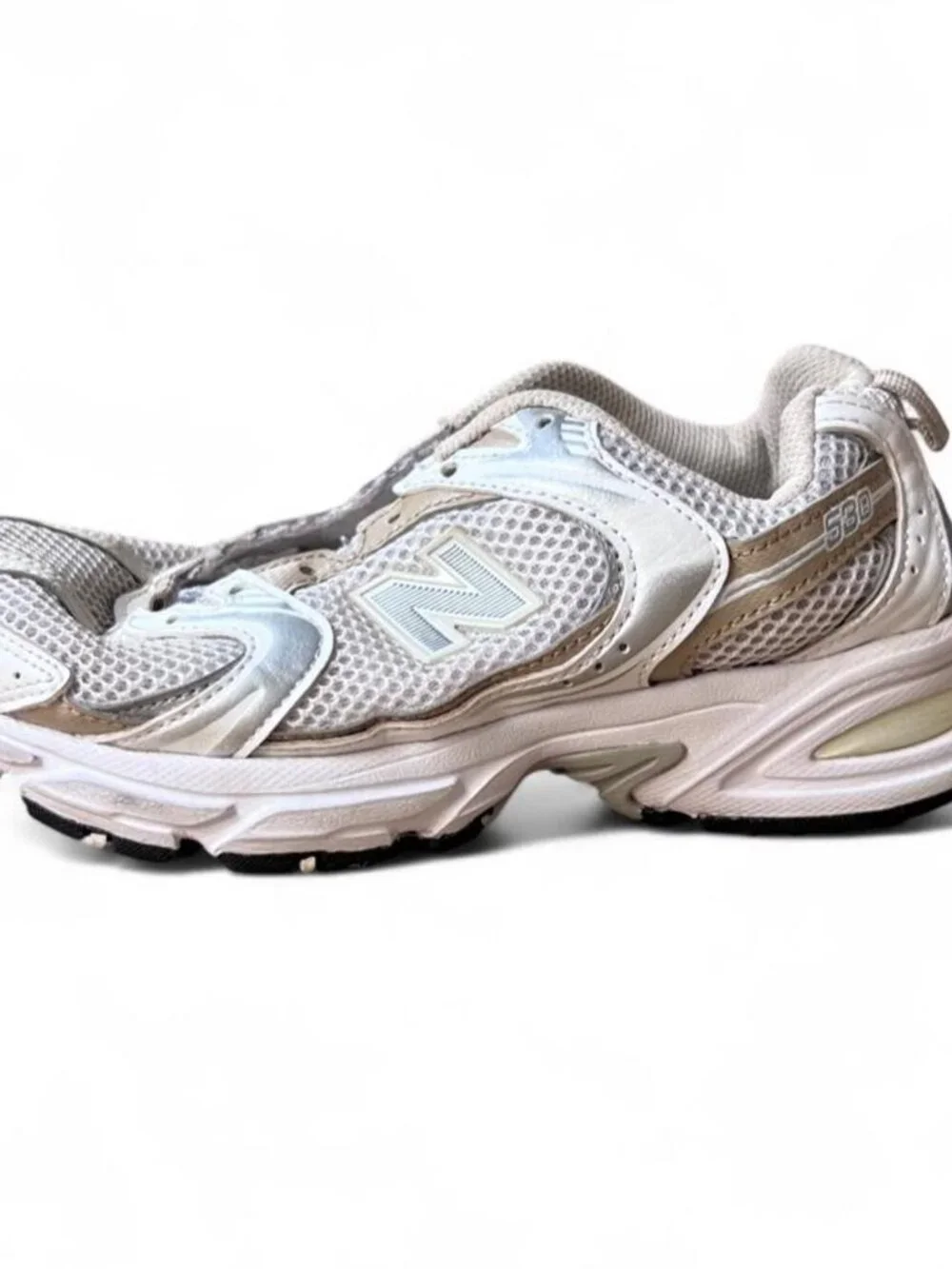 New Balance 530 white silver and beige sneakers size women's 6